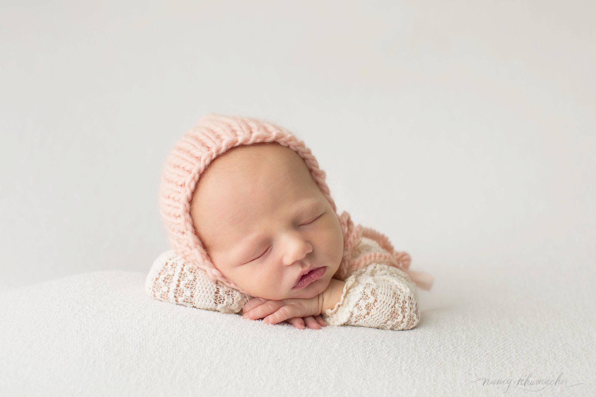 nancy schumacher north dakota newborn photographer_0061.jpg