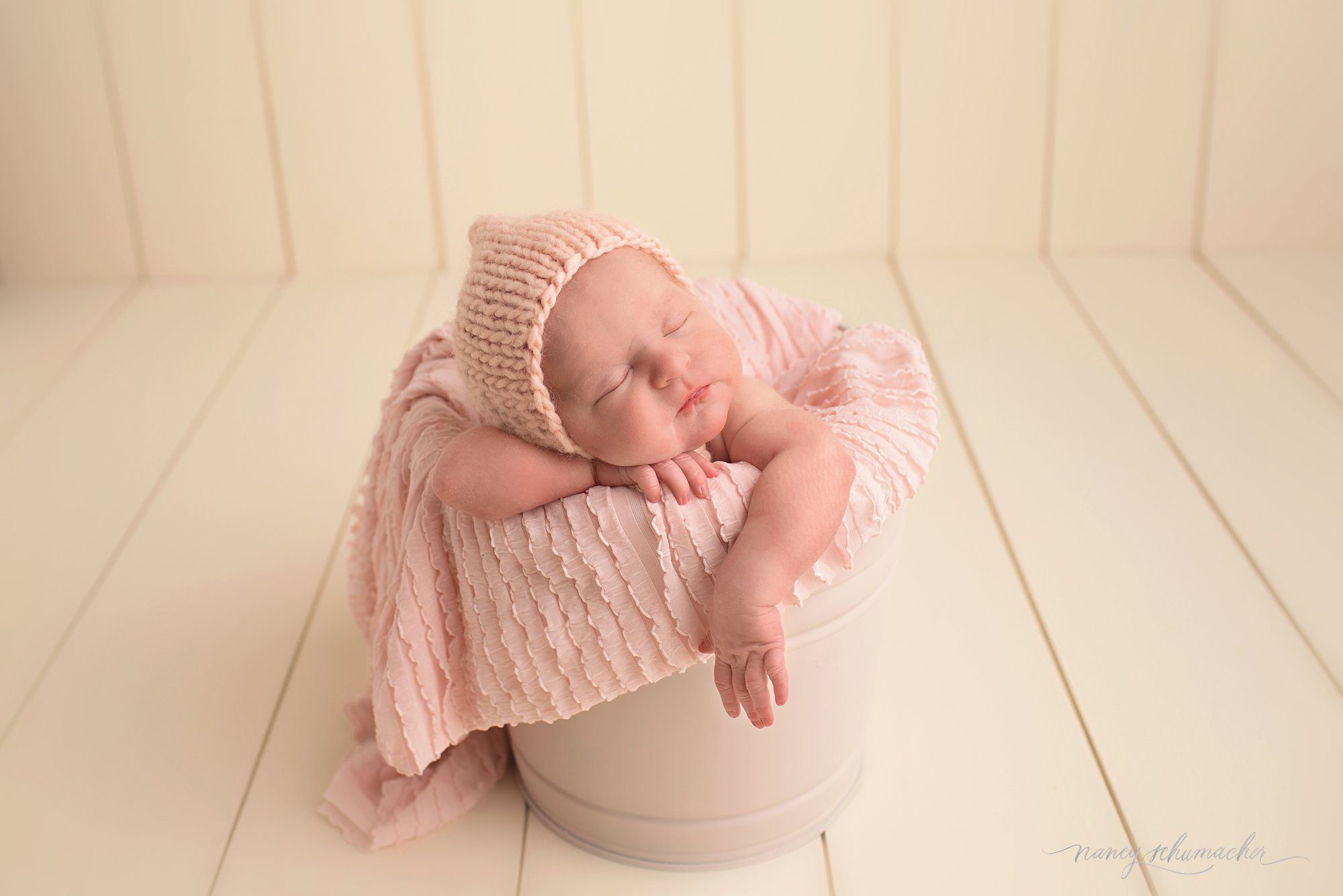 nancy schumacher north dakota newborn photographer_0171.jpg