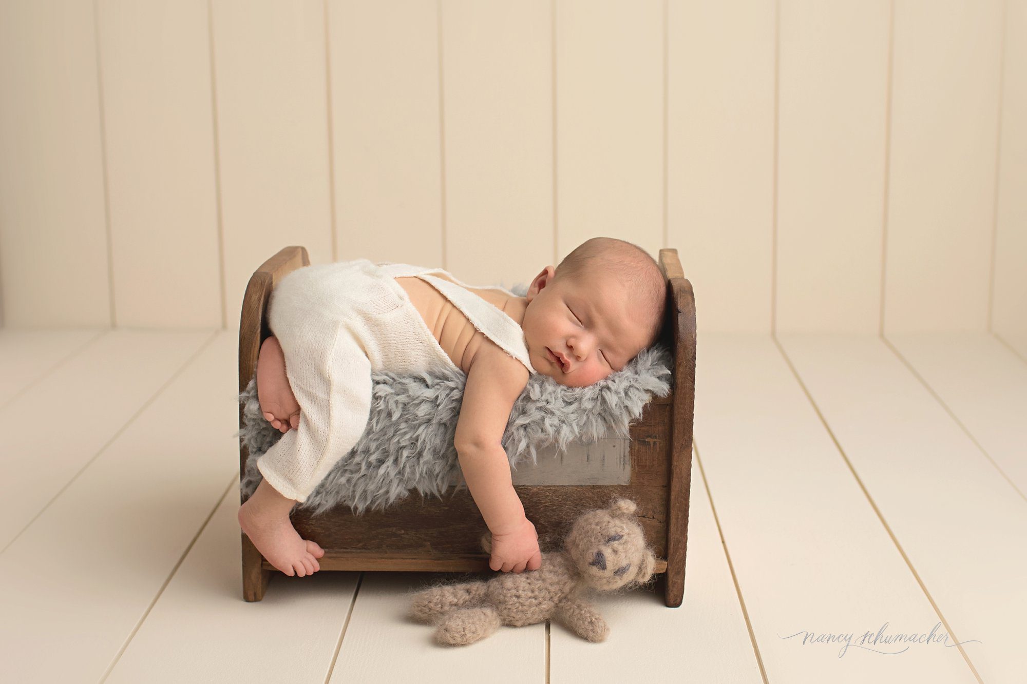 nancy schumacher north dakota newborn photographer_0232.jpg