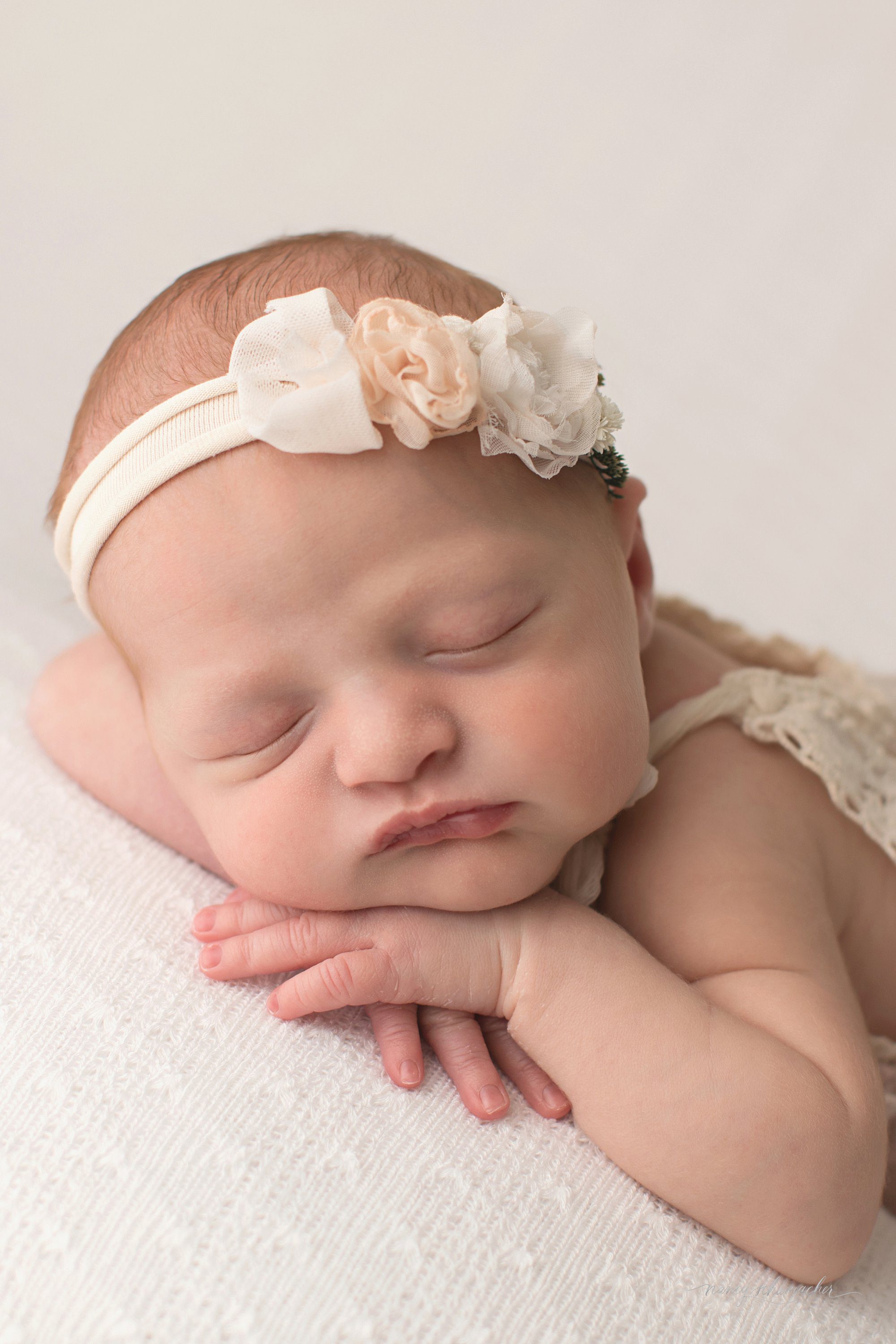 nancy schumacher thompson north dakota newborn photographer_0991.jpg
