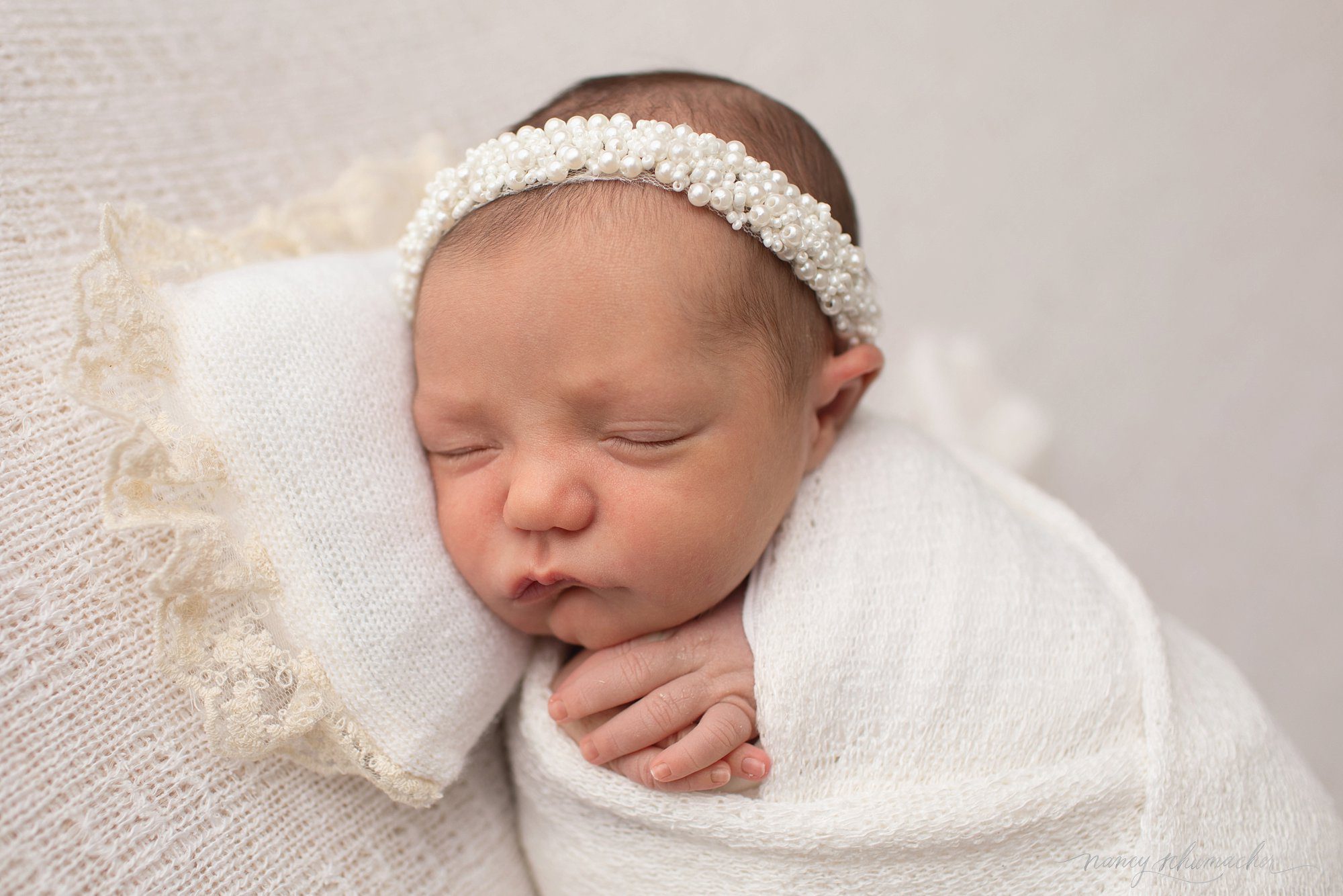 nancy schumacher thompson north dakota newborn photographer_1135.jpg